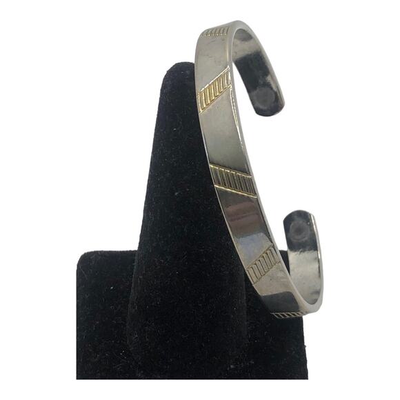 Retro Elegance Design Gold Etching Designs Effortlessly Chic Sleek Cuff Bracelet - Picture 6 of 6